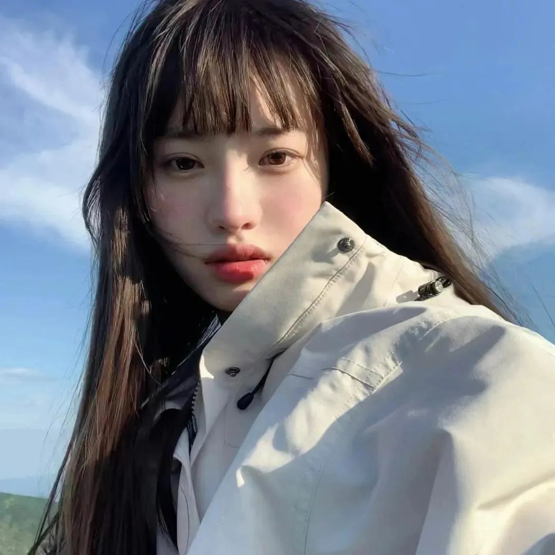 灵媒侦探城塚翡翠